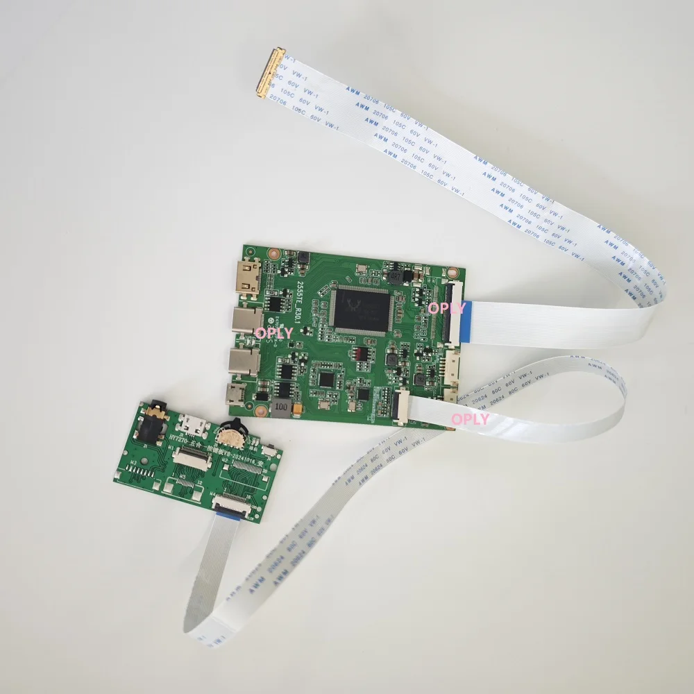طائرة مزودة بجهاز للتحكم عن بُ - مراجعة Microcontroller Kit وسعره